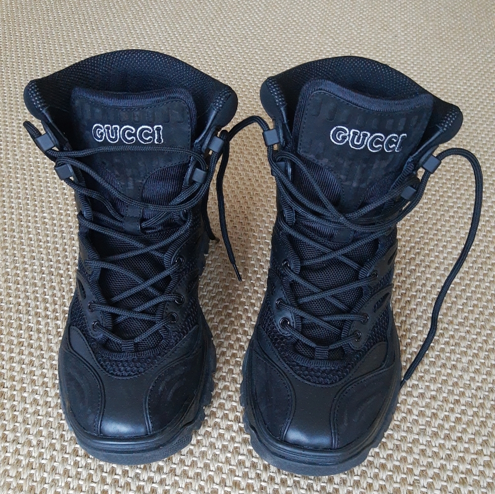 Nwb. Authentic. Gucci ankle lace up boots - Picture 2 of 10